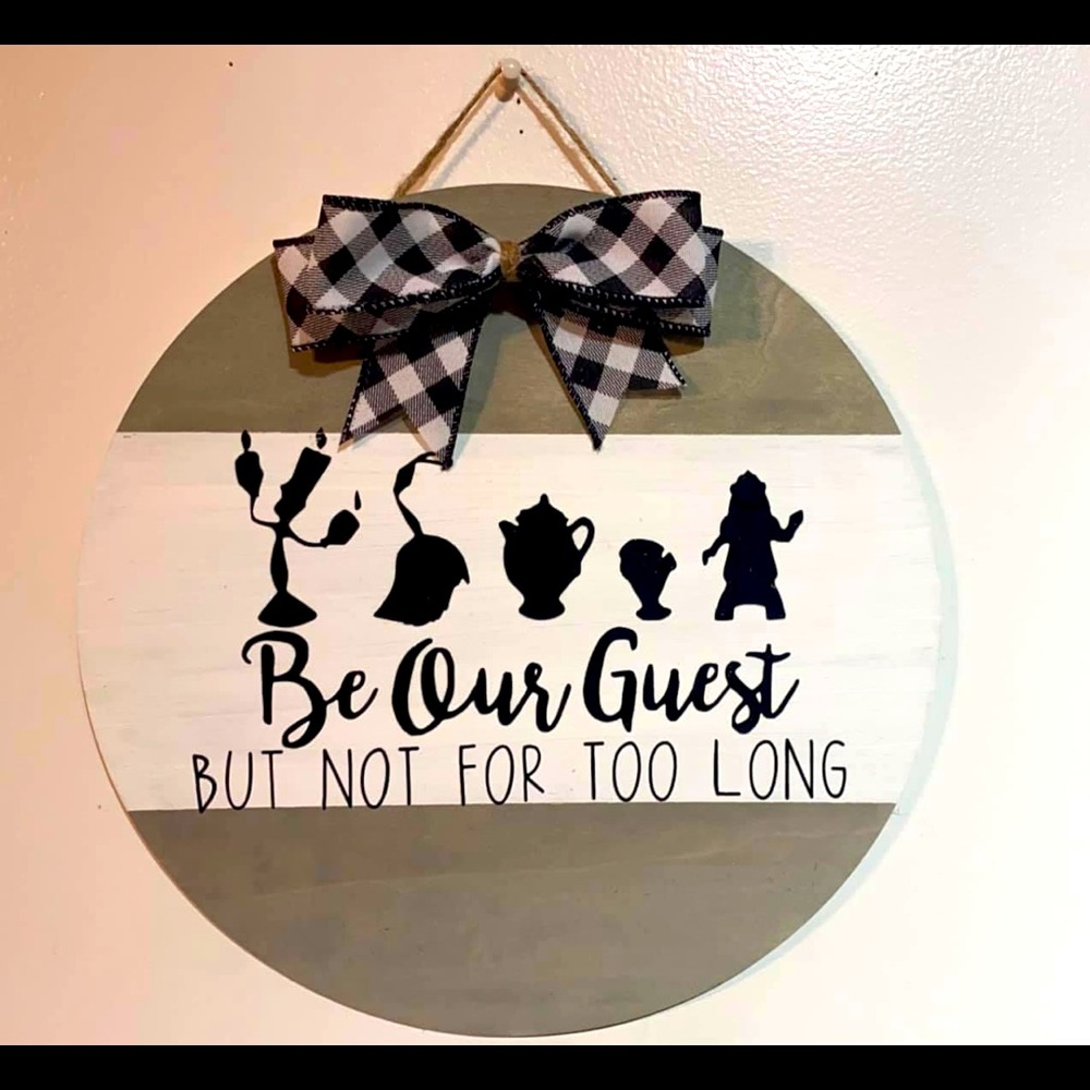 Wooden Door hangers and Plus Size fashion